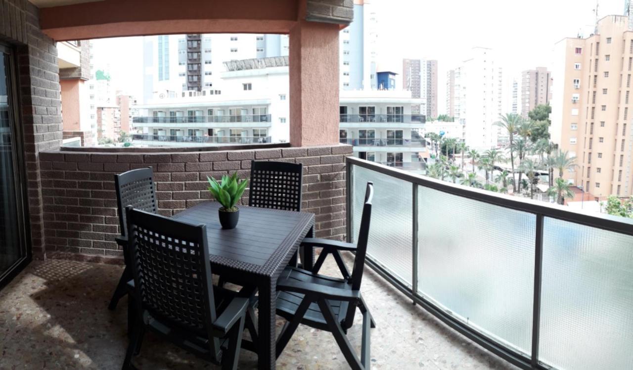Moderno Apartamento Zona Playa De Levante Benidorm Dış mekan fotoğraf
